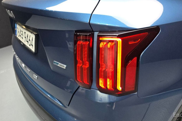 2021 Kia Sorento с пробегом 33 945 км