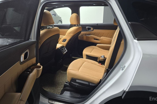 2022 Kia Sorento с пробегом 58 986 км