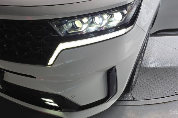 2022 Kia Sorento с пробегом 58 986 км