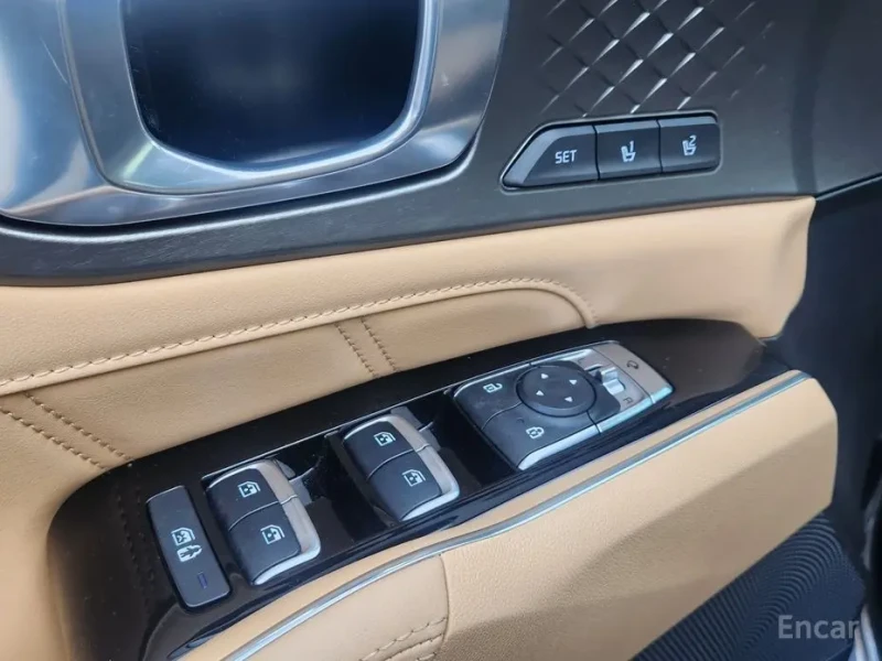 2023 Kia Sorento с пробегом 14 600 км