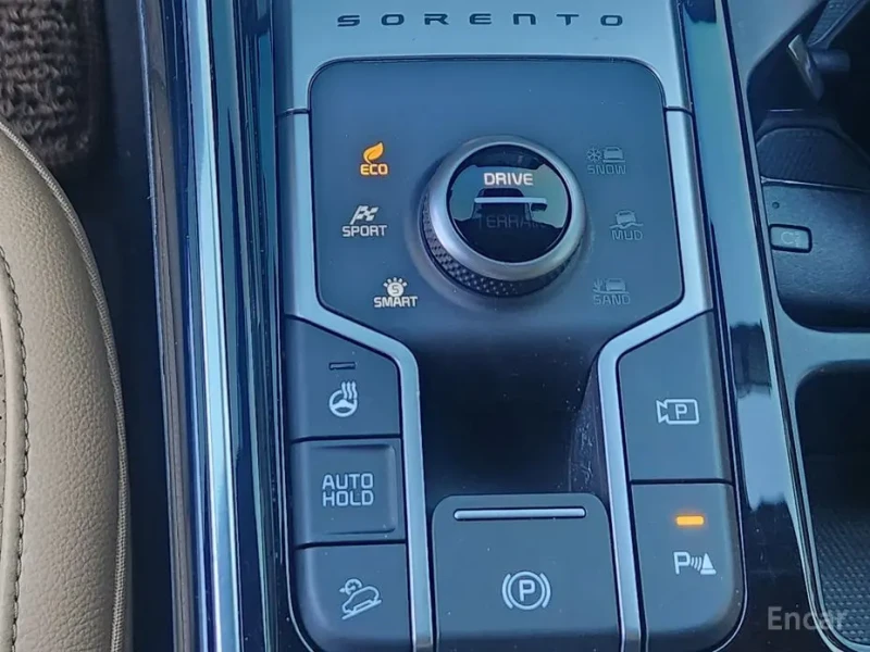 2023 Kia Sorento с пробегом 14 600 км