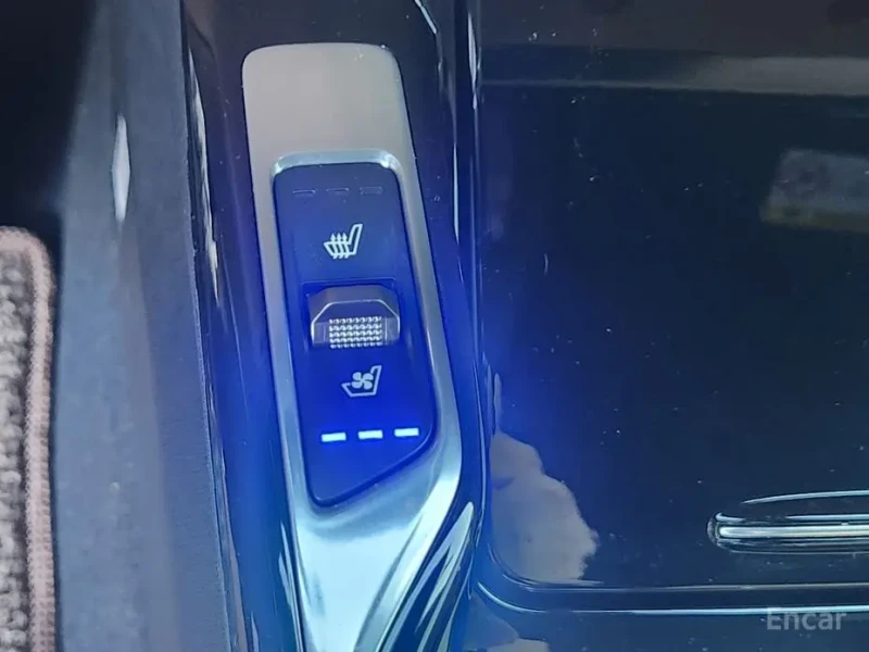 2023 Kia Sorento с пробегом 14 600 км