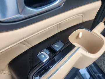 2023 Kia Sorento с пробегом 14 600 км