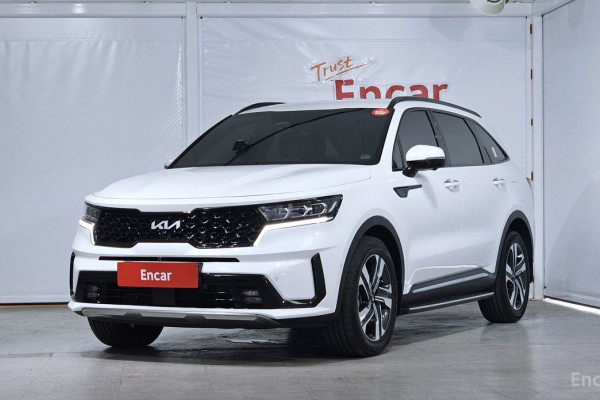 2023 Kia Sorento с пробегом 33 114 км
