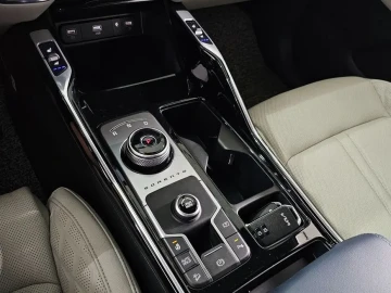 2023 Kia Sorento с пробегом 33 114 км