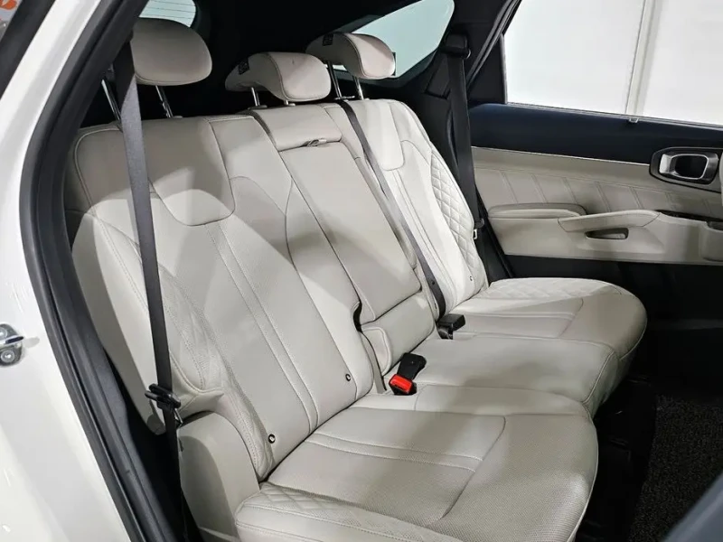 2023 Kia Sorento с пробегом 33 114 км