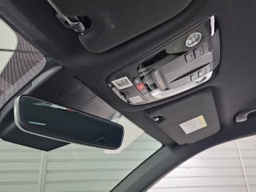 2023 Kia Sorento с пробегом 33 114 км