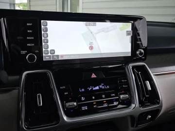 2023 Kia Sorento с пробегом 33 114 км