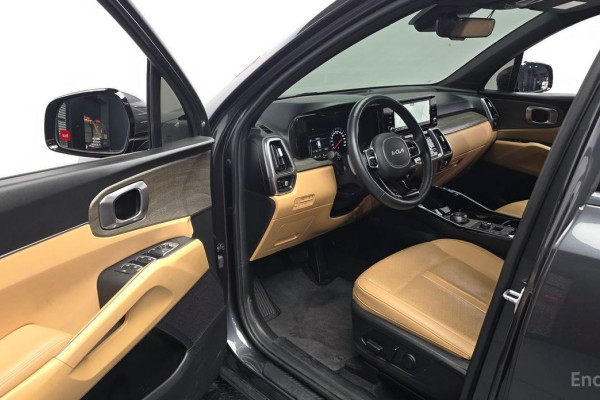 2022 Kia Sorento с пробегом 17 893 км