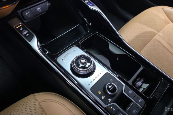 2022 Kia Sorento с пробегом 17 893 км