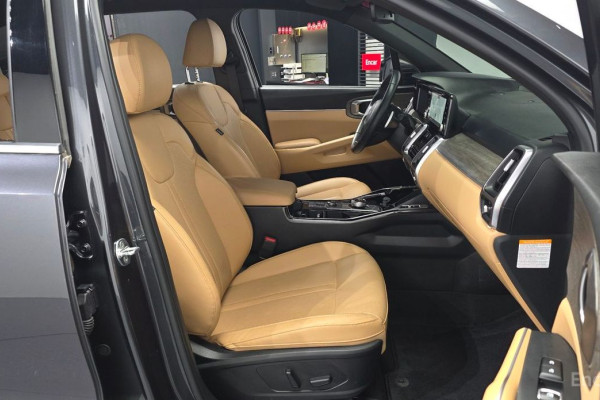 2022 Kia Sorento с пробегом 17 893 км