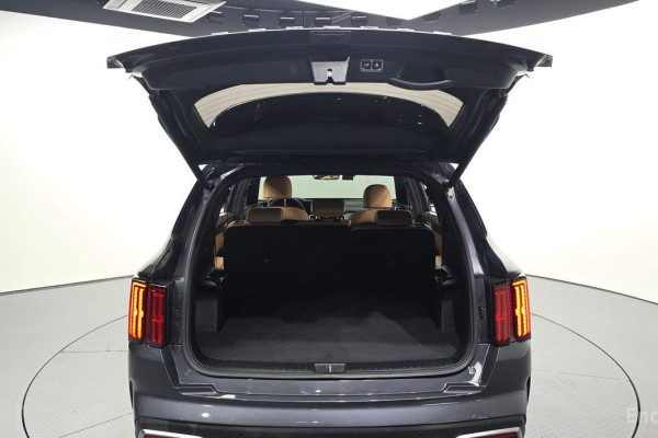 2022 Kia Sorento с пробегом 17 893 км