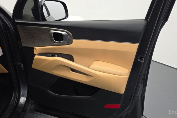 2022 Kia Sorento с пробегом 17 893 км