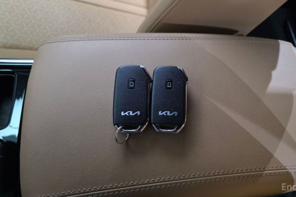 2022 Kia Sorento с пробегом 17 893 км