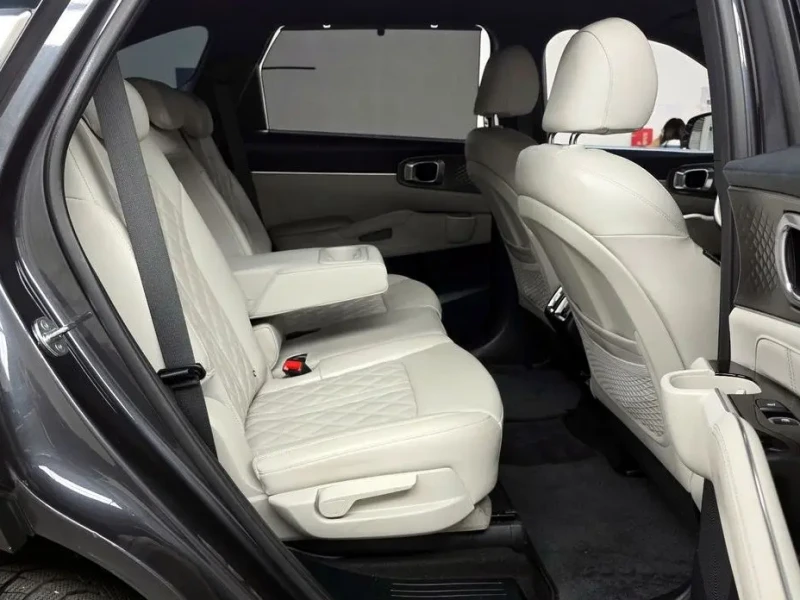 2022 Kia Sorento с пробегом 42 959 км