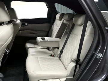 2022 Kia Sorento с пробегом 42 959 км