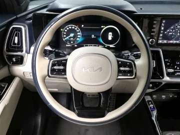 2022 Kia Sorento с пробегом 42 959 км