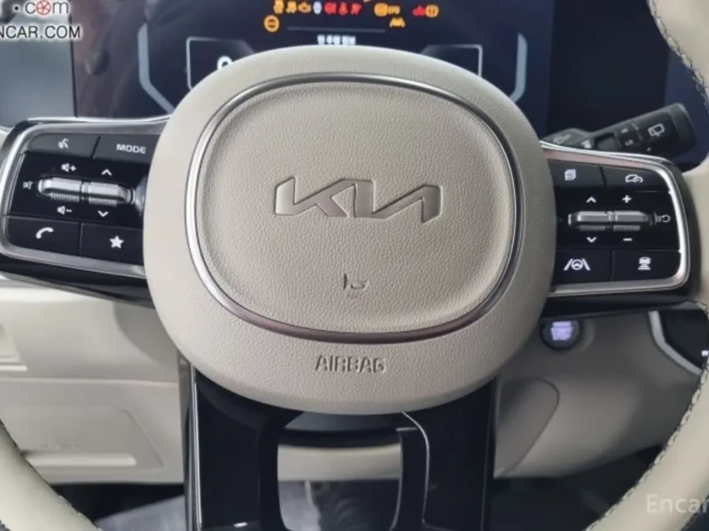 2024 Kia Sorento с пробегом 62 129 км