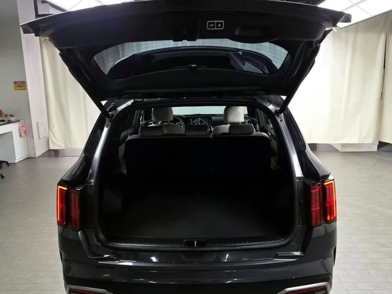 2022 Kia Sorento с пробегом 42 959 км