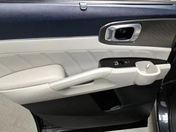 2022 Kia Sorento с пробегом 42 959 км