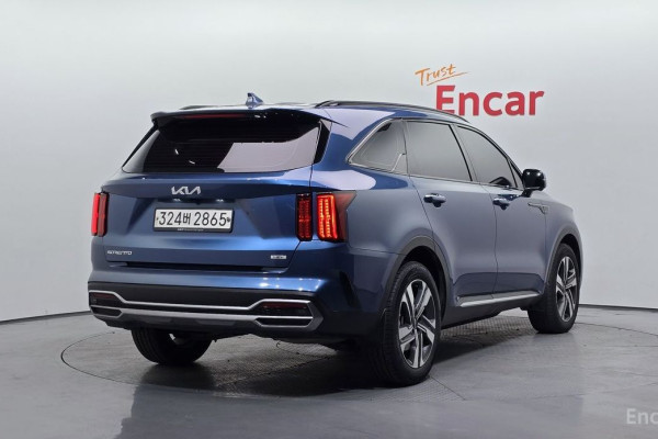 2023 Kia Sorento с пробегом 62 902 км
