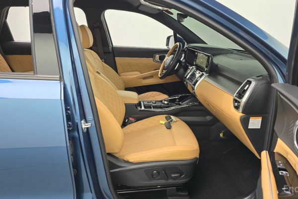 2023 Kia Sorento с пробегом 62 902 км