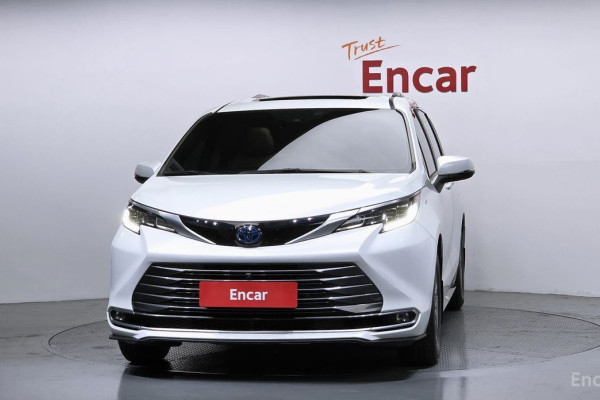 2023 Toyota Sienna с пробегом 41 447 км