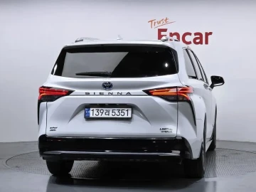 2023 Toyota Sienna с пробегом 41 447 км