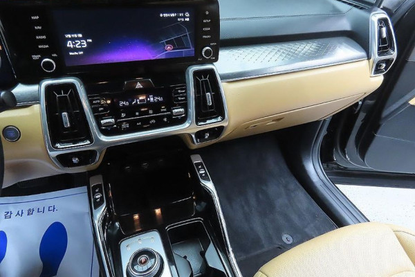 2021 Kia Sorento с пробегом 124 753 км