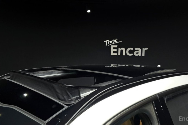 2023 Kia Sorento с пробегом 121 642 км