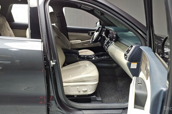 2022 Kia Sorento с пробегом 104 250 км