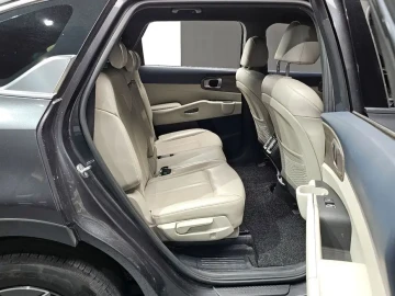2022 Kia Sorento с пробегом 104 250 км
