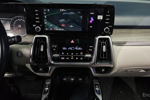 2022 Kia Sorento с пробегом 104 250 км