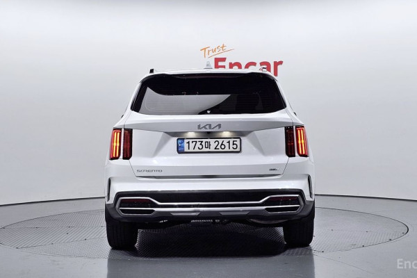 2023 Kia Sorento с пробегом 29 674 км