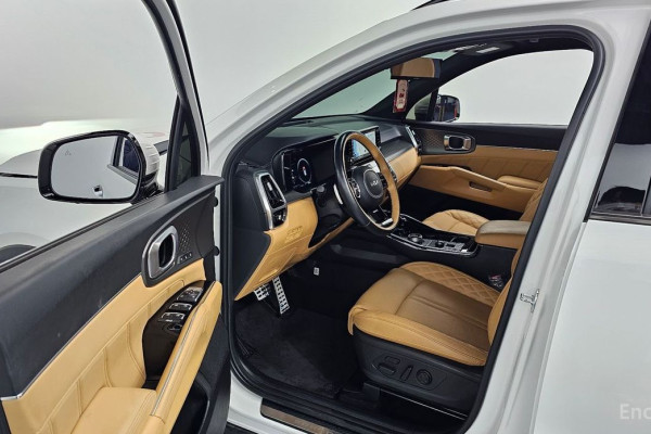 2023 Kia Sorento с пробегом 29 674 км