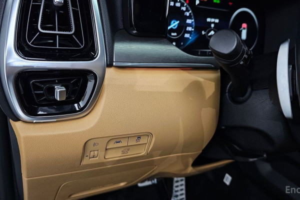 2023 Kia Sorento с пробегом 29 674 км