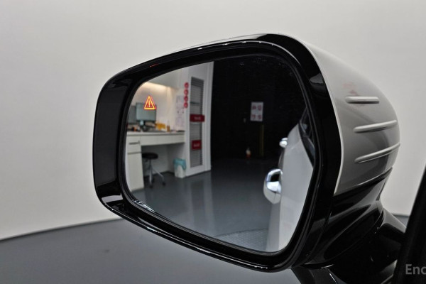 2023 Kia Sorento с пробегом 29 674 км