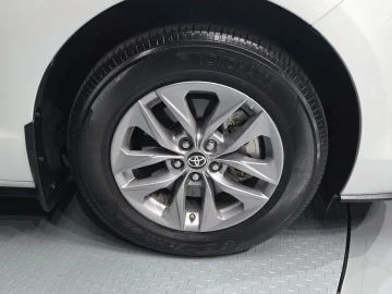 2024 Toyota Sienna с пробегом 37 370 км