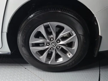 2024 Toyota Sienna с пробегом 37 370 км