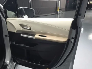 2024 Toyota Sienna с пробегом 37 370 км