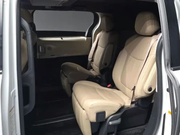 2024 Toyota Sienna с пробегом 37 370 км