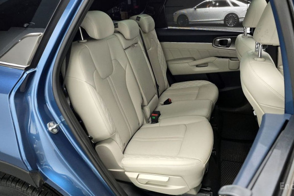 2021 Kia Sorento с пробегом 42 683 км