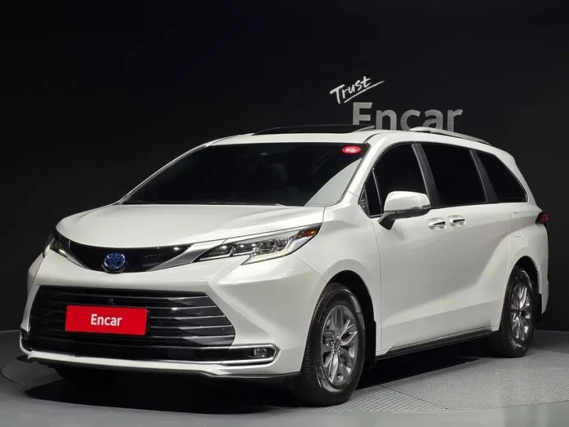 2024 Toyota Sienna с пробегом 20 869 км