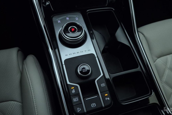 2021 Kia Sorento с пробегом 82 731 км