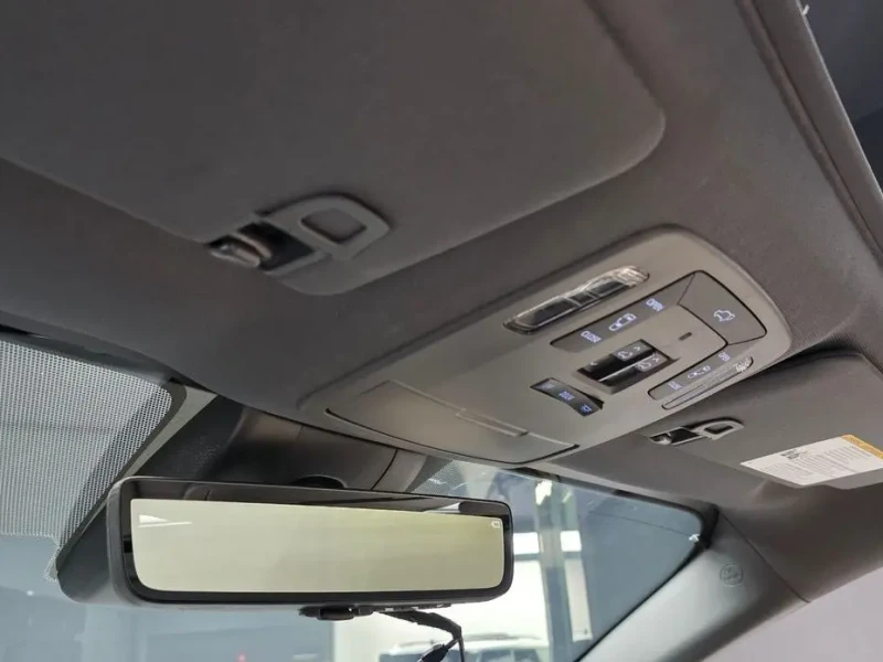 2024 Toyota Sienna с пробегом 20 869 км