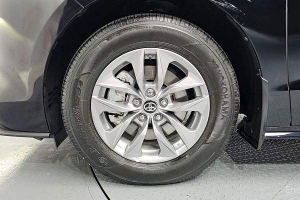 2024 Toyota Sienna с пробегом 6 376 км