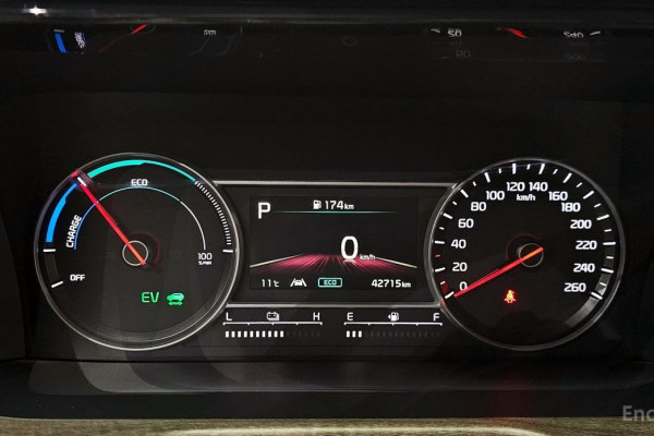 2022 Kia Sorento с пробегом 42 715 км