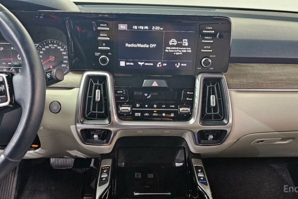 2022 Kia Sorento с пробегом 42 715 км