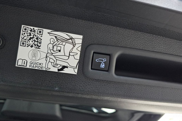 2024 Toyota Sienna с пробегом 6 376 км