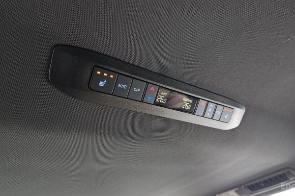 2024 Toyota Sienna с пробегом 6 376 км